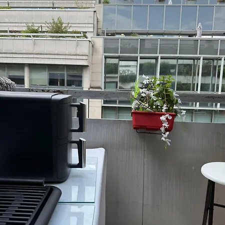 Elegant Roosevelt شقة *