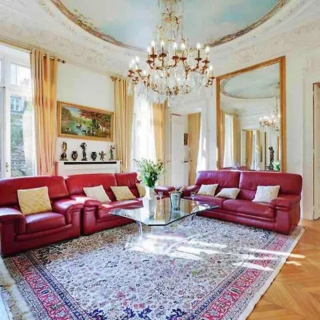 Διαμέρισμα Elegant Roosevelt *