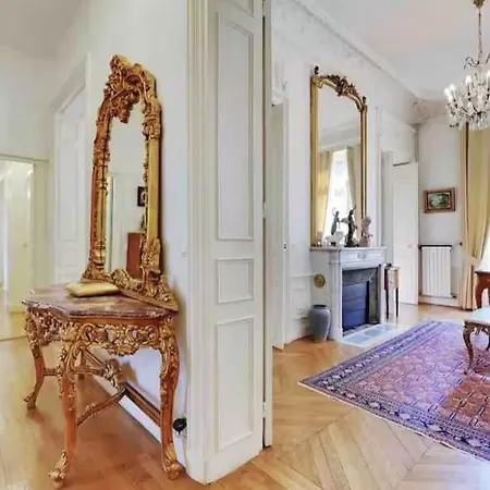 Elegant Roosevelt Апартаменты Париж