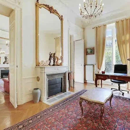 Elegant Roosevelt Апартаменты Париж