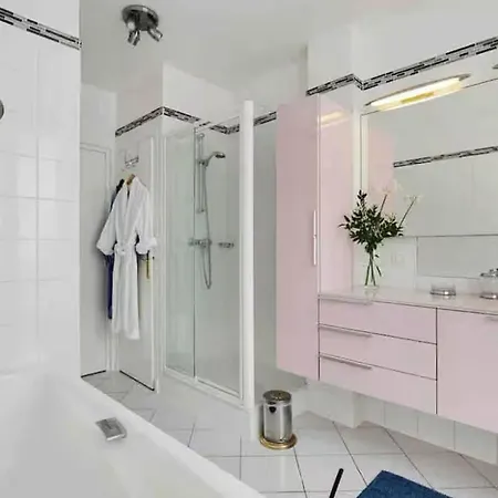 Appartamento Elegant Roosevelt Parigi